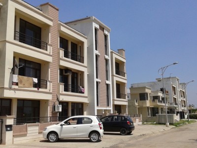 spring-leafbig2 spring-leafbig2